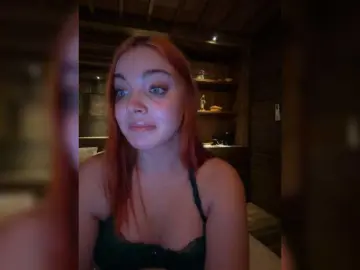 YourDreamWoman  live sex cam