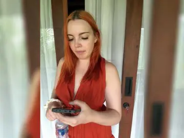 YourDreamWoman  live sex cam