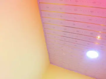 JuliaHaye  live sex cam