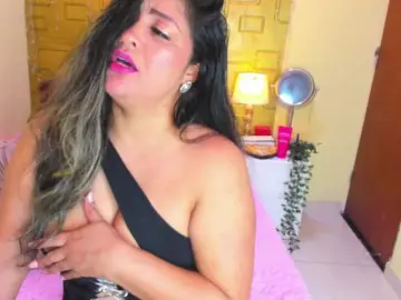 JuliaHaye  live sex cam