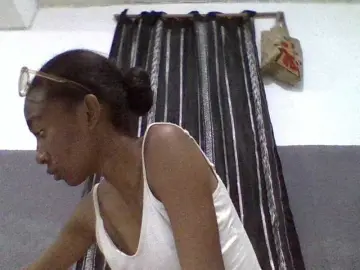 Kalinah457  live sex cam