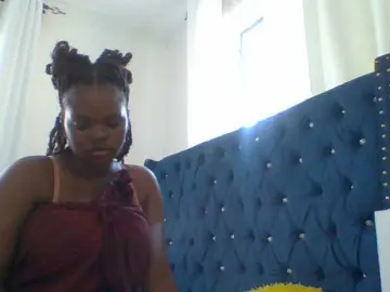 Poppy-51  live sex cam
