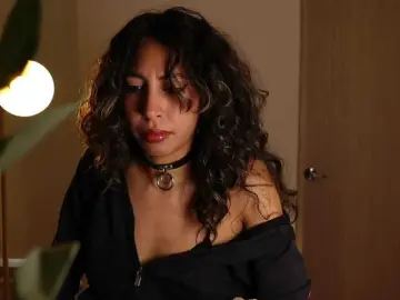 Lordeborah1  live sex cam