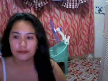 YummyAnne4you  live sex cam