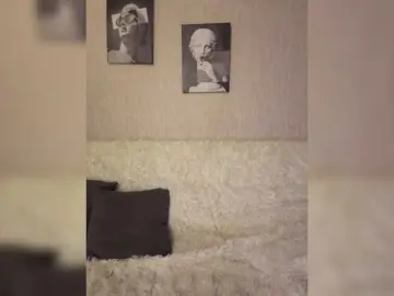 Baby-Mariposa  live sex cam