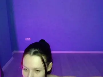 FalconFamily  live sex cam