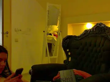 KeiraDark  live sex cam