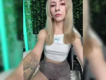 Korol-Eva  live sex cam