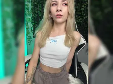 Korol-Eva  live sex cam