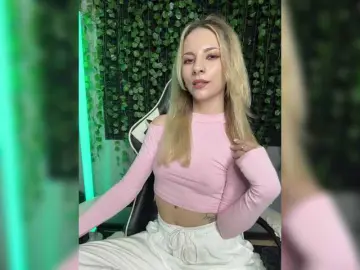 Korol-Eva  live sex cam