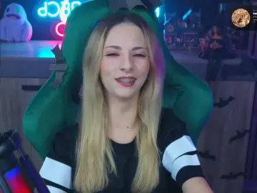 Korol-Eva  live sex cam