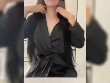 MissDesire  live sex cam