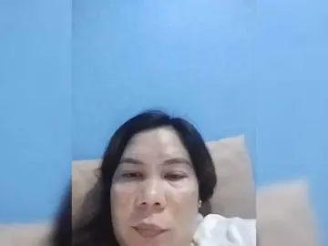 MsButtie33  live sex cam