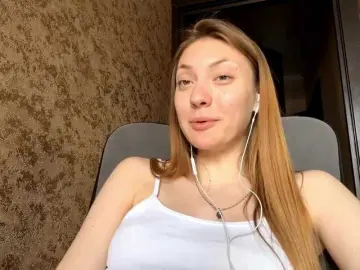 MyrticeDollen  live sex cam