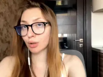 MyrticeDollen  live sex cam