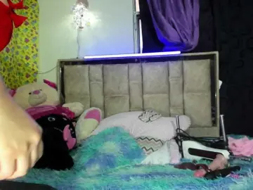 Monikehot  live sex cam