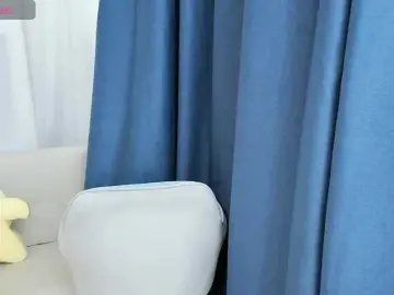 Cassie000771  live sex cam