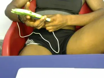 Goldencandi7  live sex cam