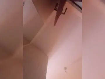 Prettie-pretty  live sex cam