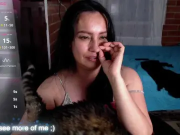 Lunaws11  live sex cam