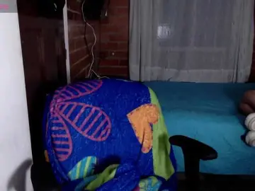 Lunaws11  live sex cam