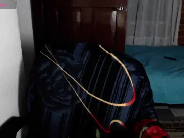 Lunaws11  live sex cam