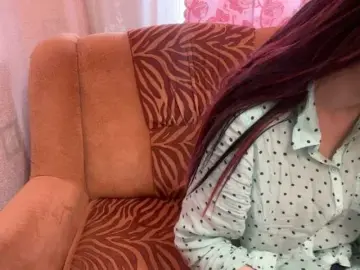 Alissared81  live sex cam