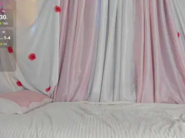 Crazykitta  live sex cam