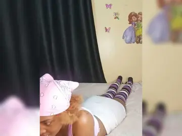 Prettyulenda  live sex cam