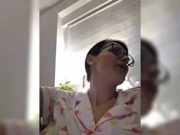 SophieMary  live sex cam