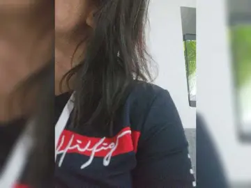 SophieMary  live sex cam