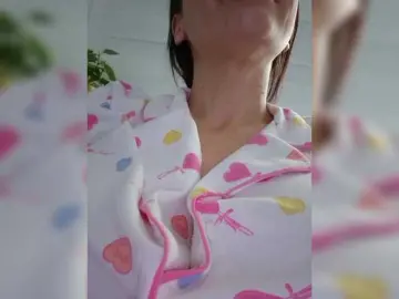 SophieMary  live sex cam