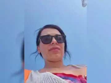 SophieMary  live sex cam