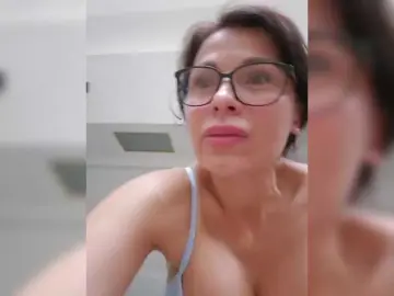 SophieMary  live sex cam