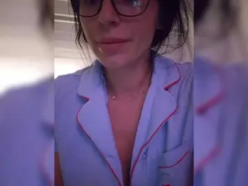 SophieMary  live sex cam