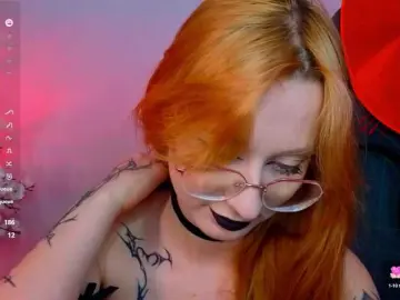 WICKEDEMBER  live sex cam