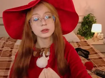 WICKEDEMBER  live sex cam