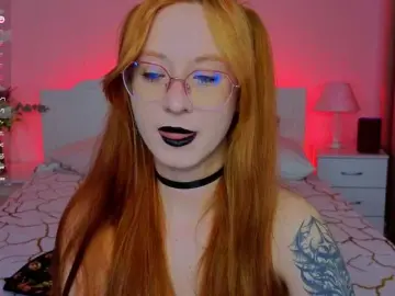 WICKEDEMBER  live sex cam