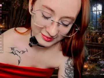 WICKEDEMBER  live sex cam