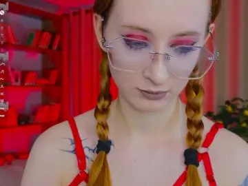 WICKEDEMBER  live sex cam