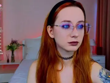 WICKEDEMBER  live sex cam