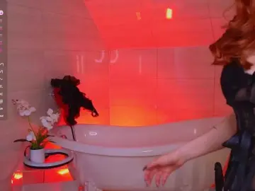 WICKEDEMBER  live sex cam