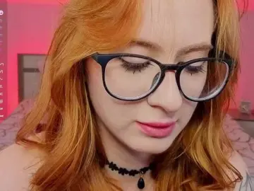 WICKEDEMBER  live sex cam