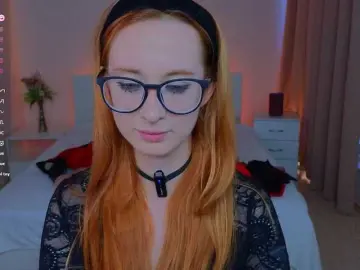 WICKEDEMBER  live sex cam