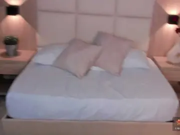 Lia-sexx19  live sex cam