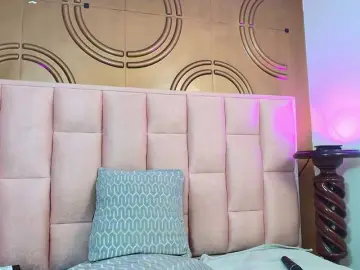 Valeriaa19  live sex cam