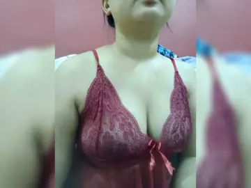Aradhya69  live sex cam