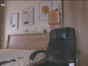 HollieDurand  live sex cam