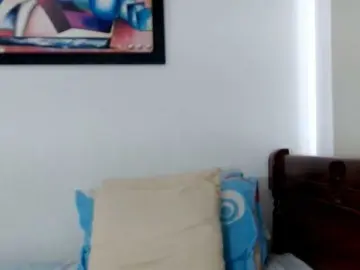 Lucypalmax  live sex cam
