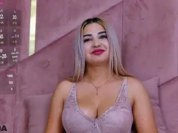 SiellaDolce  live sex cam